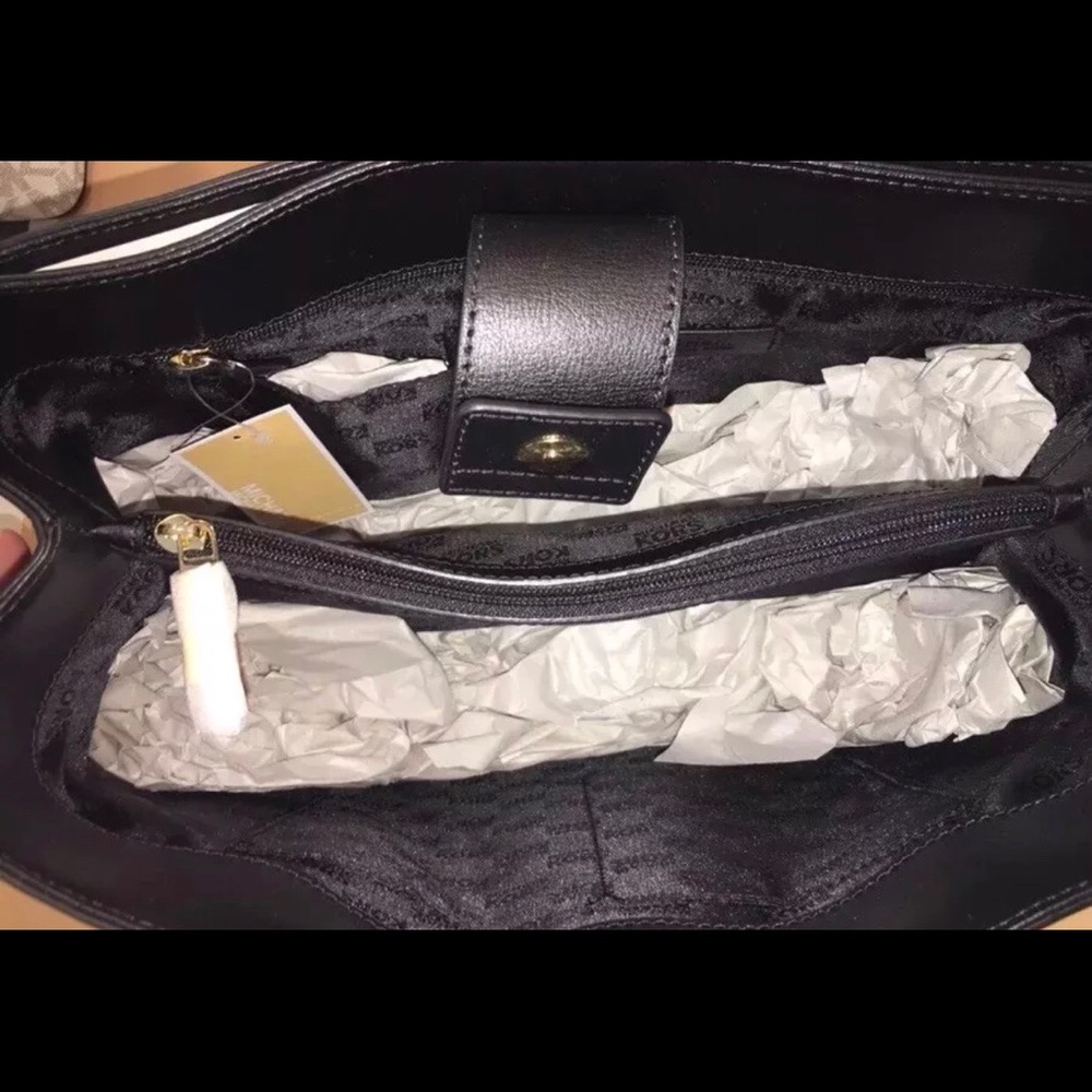 🌷MICHAEL KORS Large Black Ellis Chain Tote Set - Picture 8 of 8